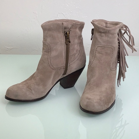 Sam Edelman light grey Suede Fringes Louie Ankle Boots booties size 8.5 EUC - Picture 3 of 16